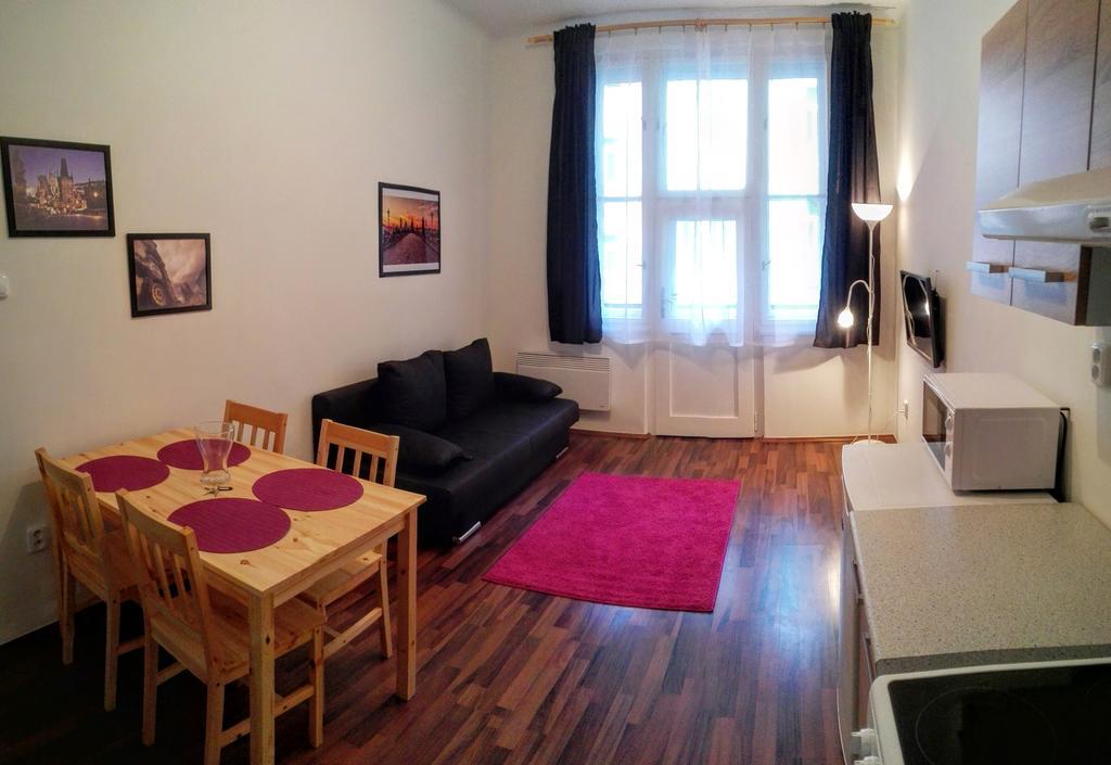Jezerka Apartments Prague Extérieur photo