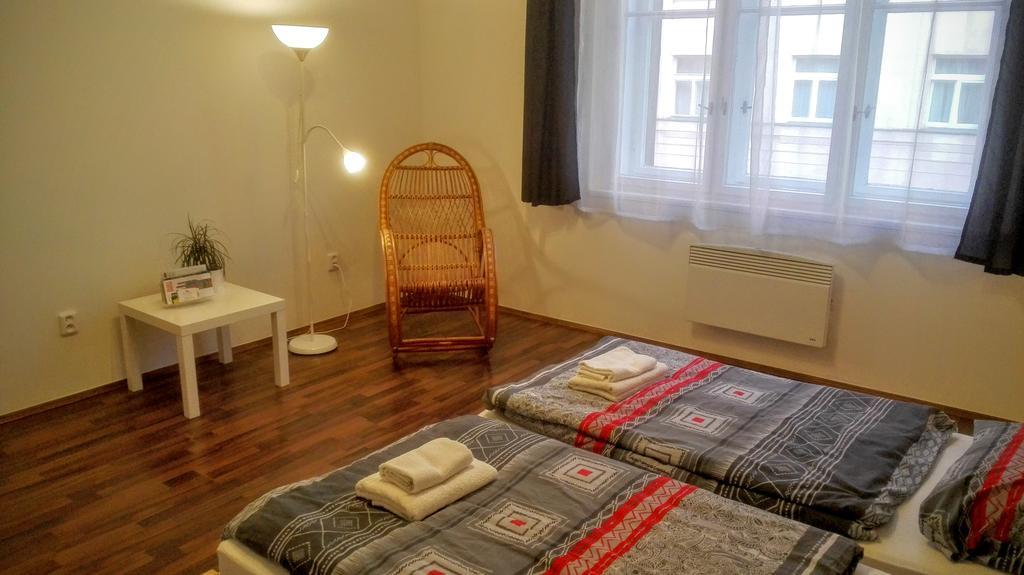 Jezerka Apartments Prague Extérieur photo