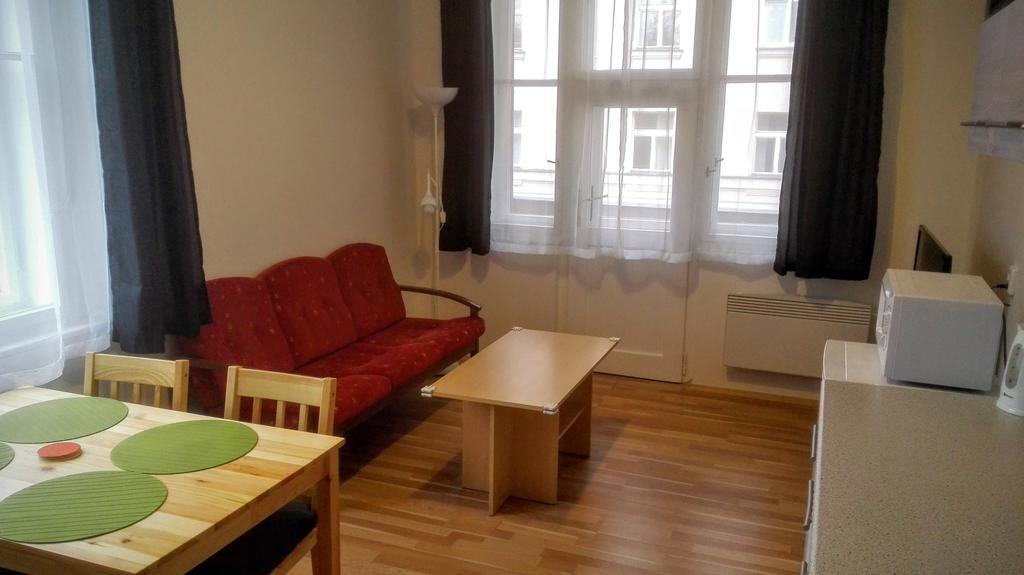 Jezerka Apartments Prague Extérieur photo