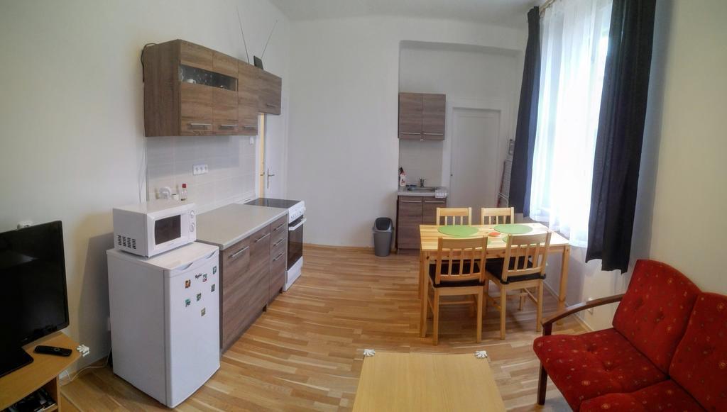 Jezerka Apartments Prague Extérieur photo