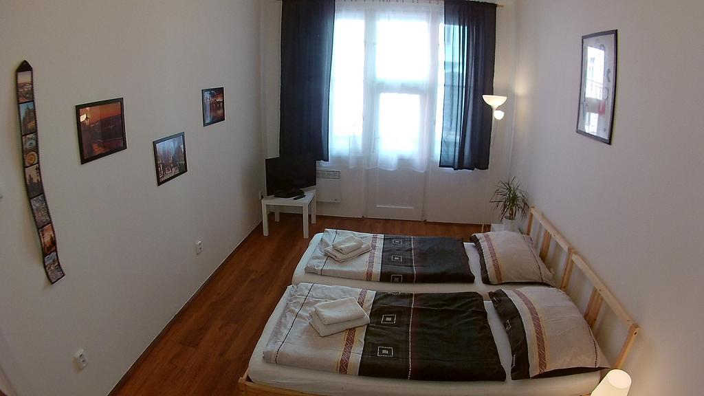 Jezerka Apartments Prague Extérieur photo
