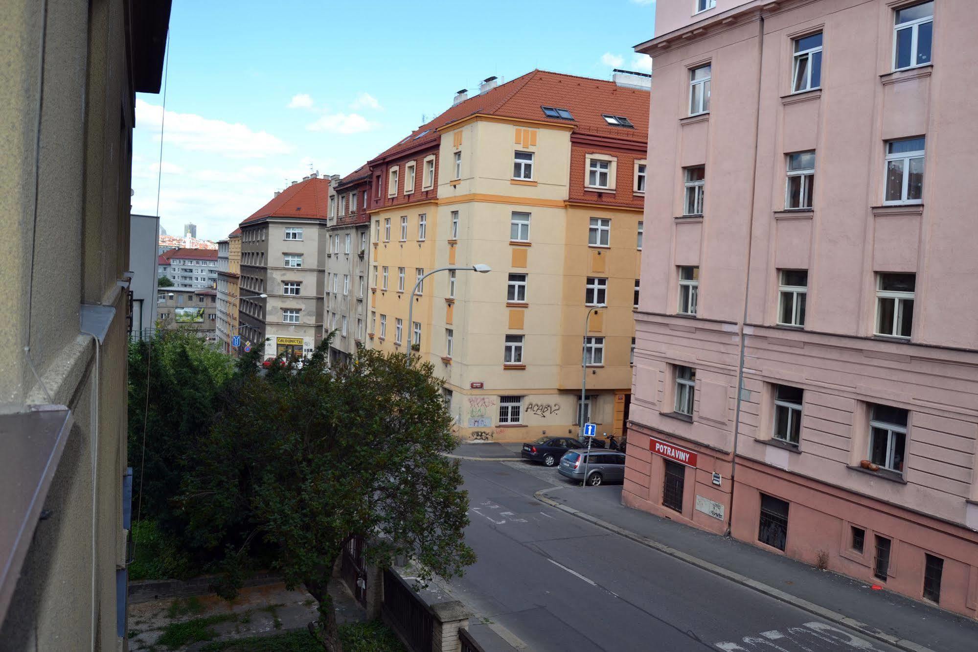 Jezerka Apartments Prague Extérieur photo